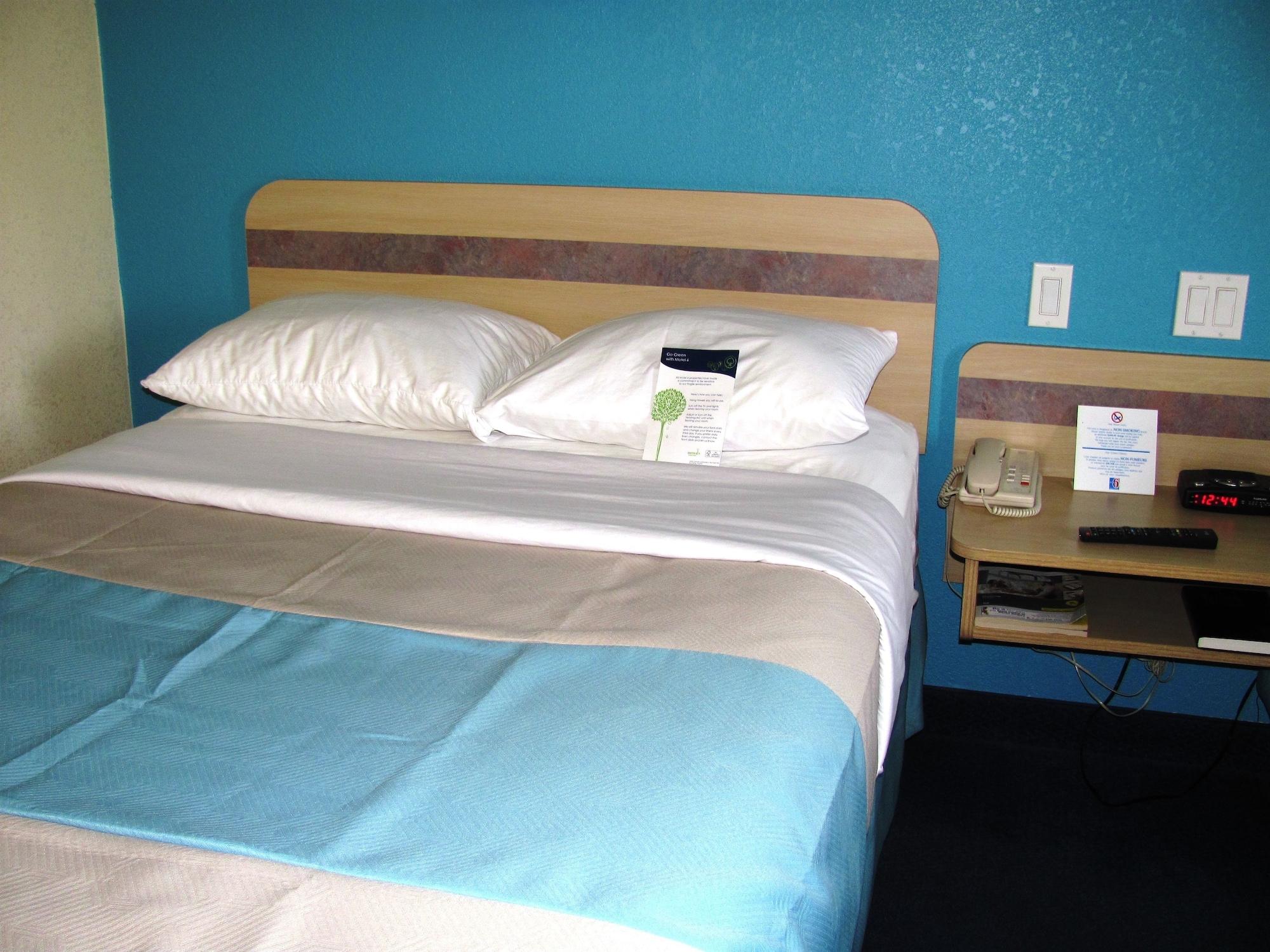 Motel 6-Huntsville, On Екстер'єр фото