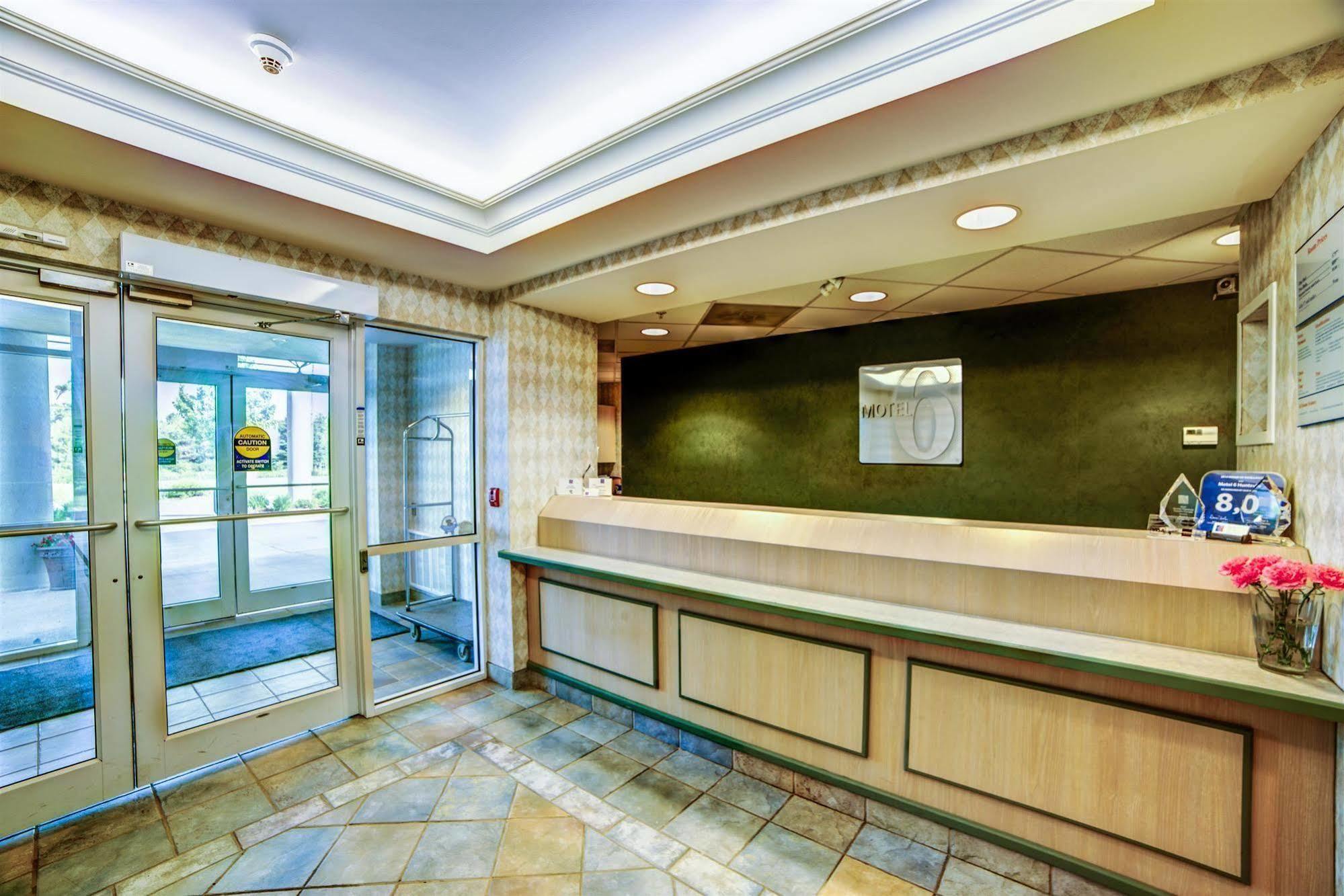 Motel 6-Huntsville, On Екстер'єр фото