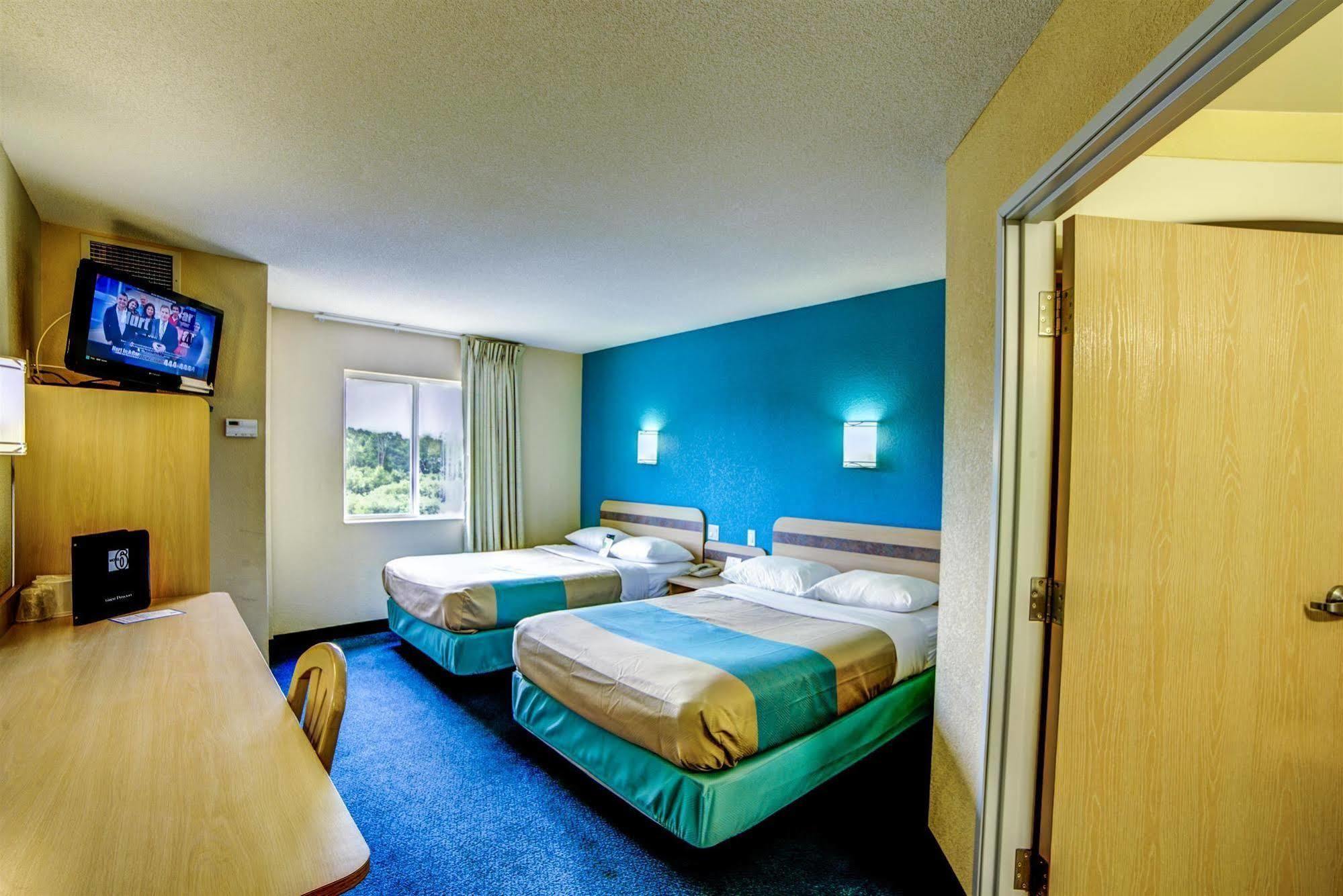 Motel 6-Huntsville, On Екстер'єр фото